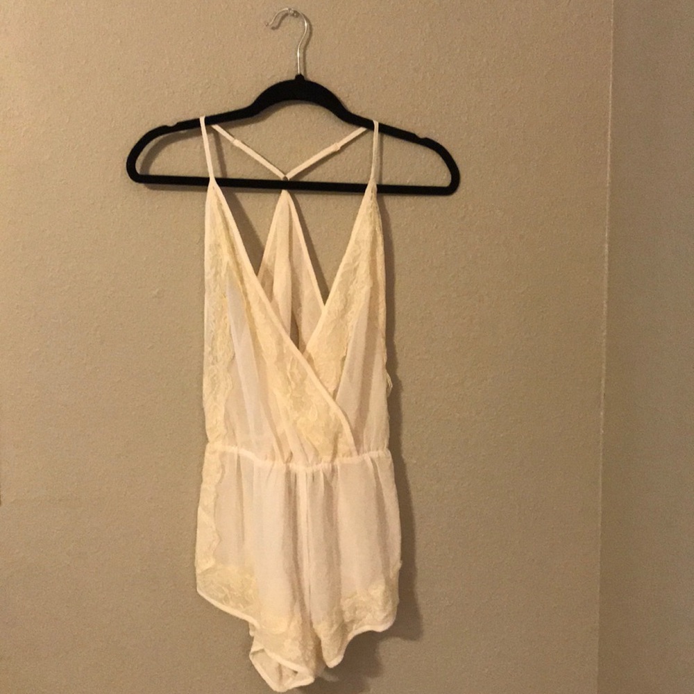 Flora Nikrooz Lingerie Ivory Lace Romper